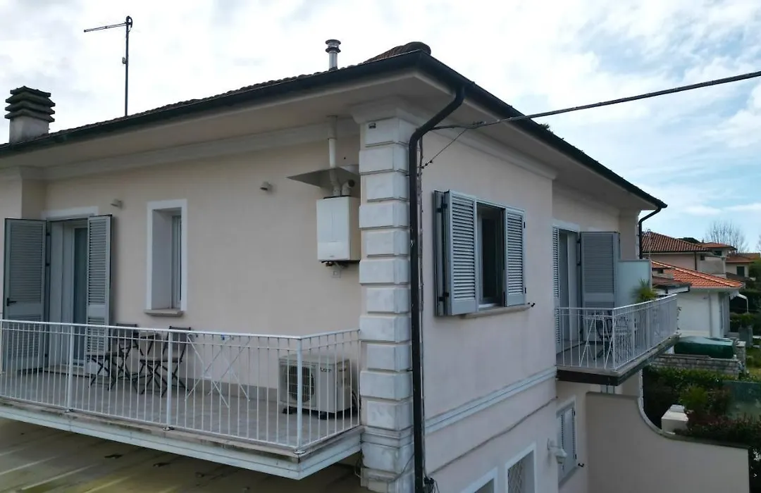 La Brise-1